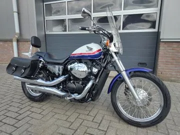 Honda VT750S SHADOW (2014) — foto 1