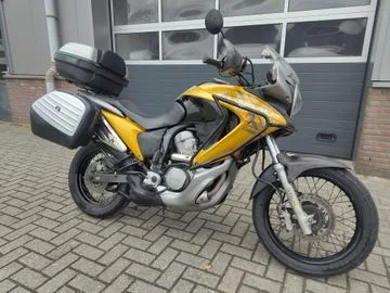 Honda XL700V (2009) — foto 1
