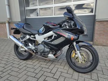 Honda VTR1000F (1997) — foto 1