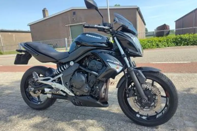 Kawasaki Er-6n (2011)