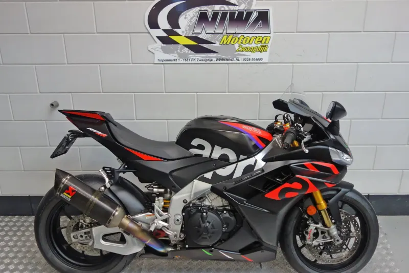 Aprilia RSV 4 (2023)