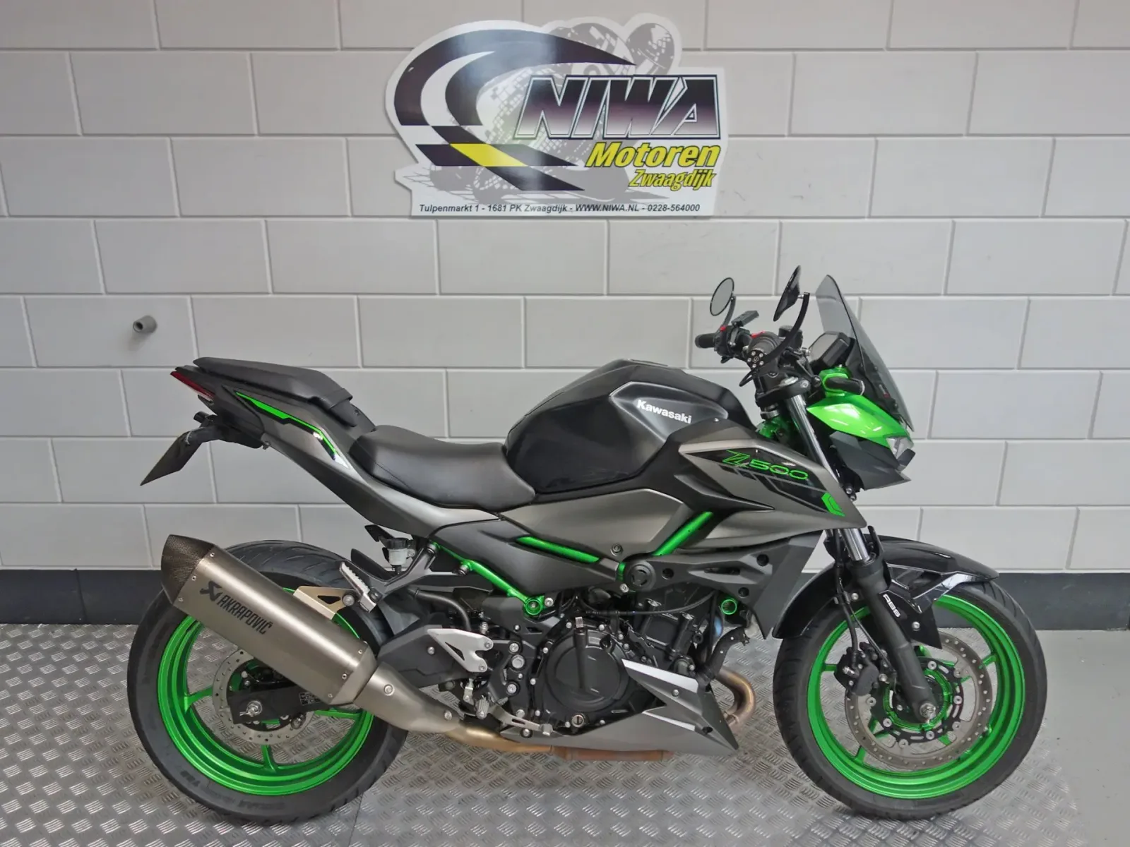Kawasaki Z 500 SE (2024) — foto 1