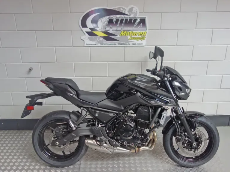 Kawasaki Z 650 S (2026) — foto 1