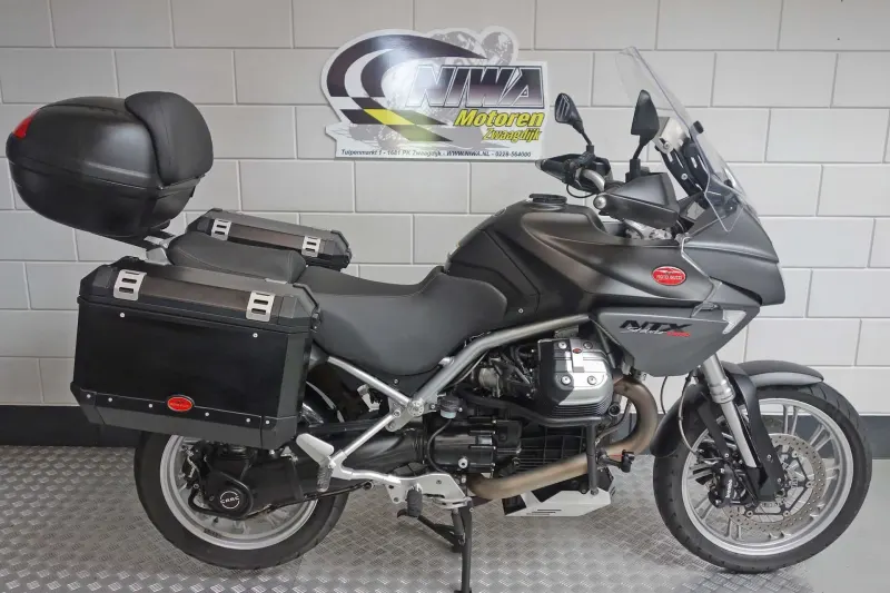 Moto Guzzi Stelvio TT (2011)