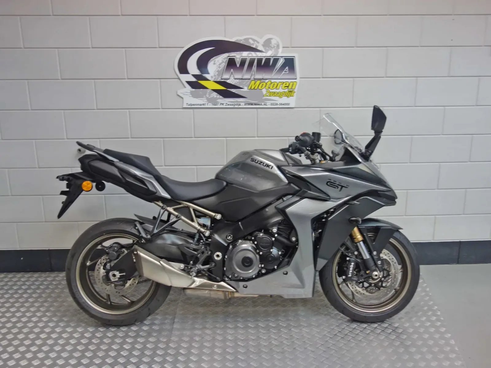 Suzuki GSX-S1000GT (2026) — foto 1