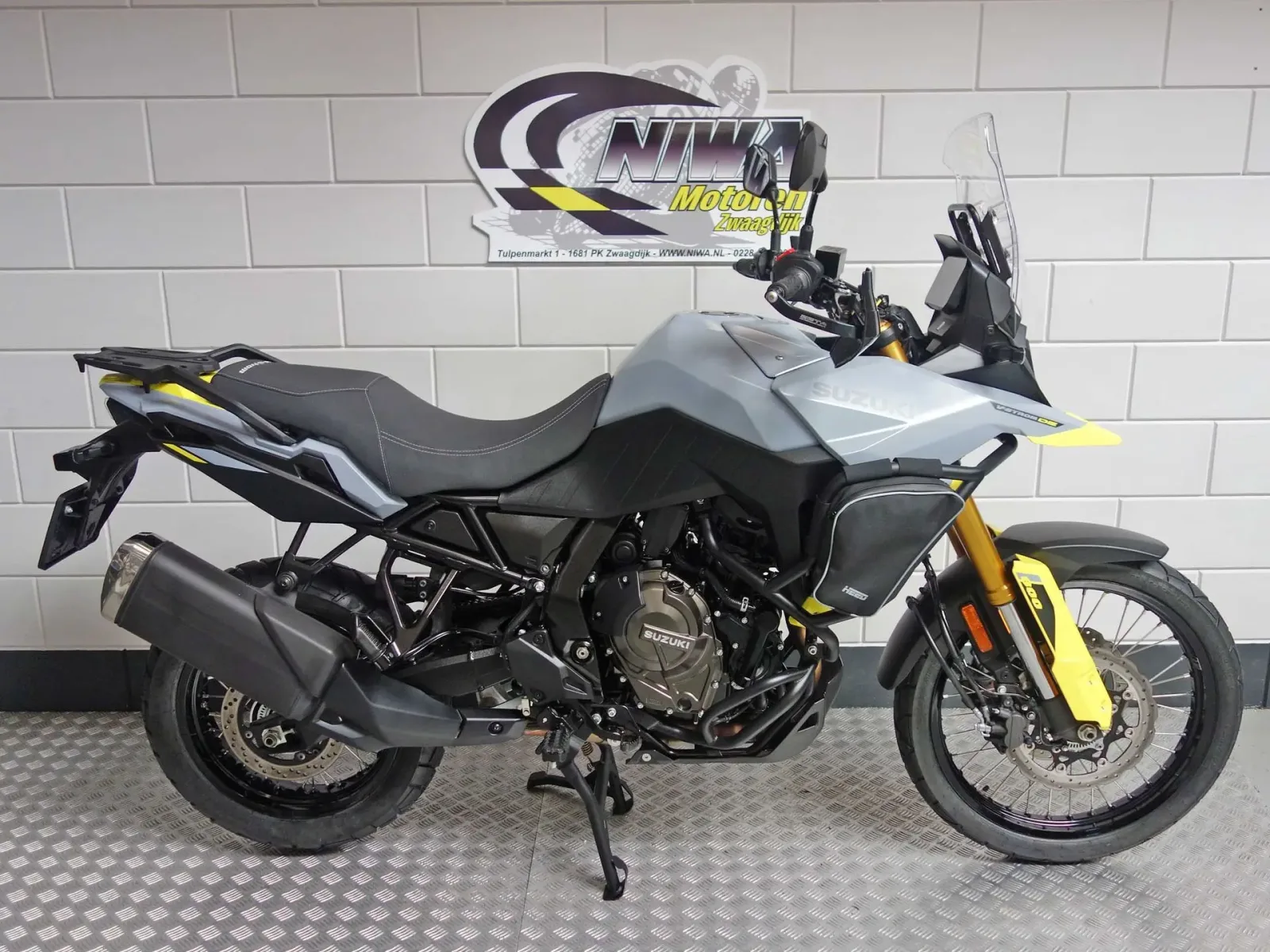Suzuki V-Strom 800 DE (2023) — foto 1