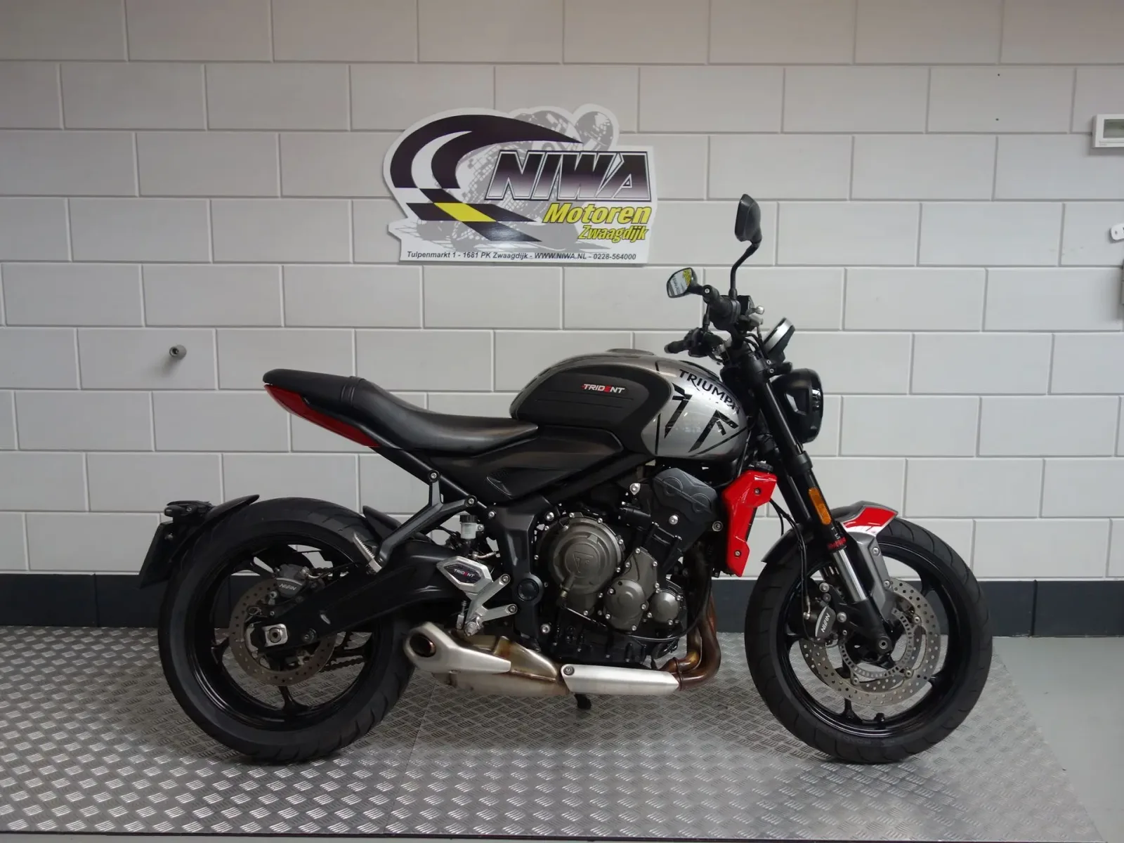 Triumph Trident 660 (2023) — foto 1