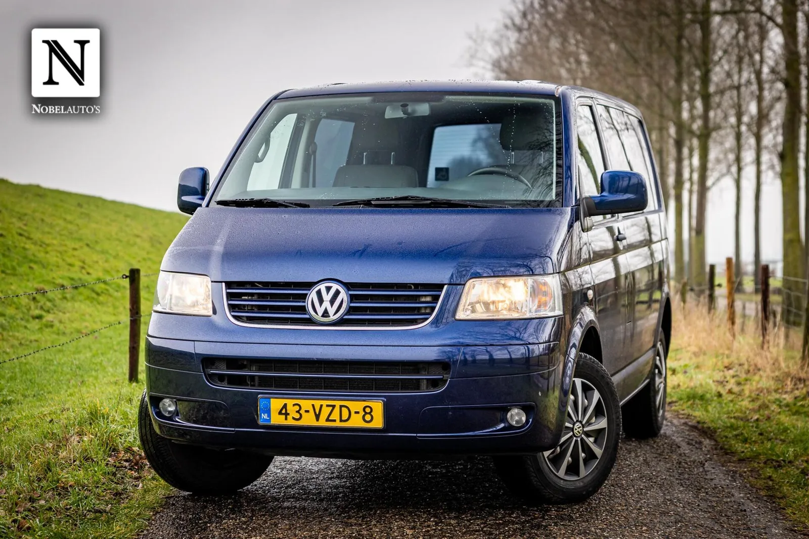 Volkswagen Transporter (2009) — foto 1