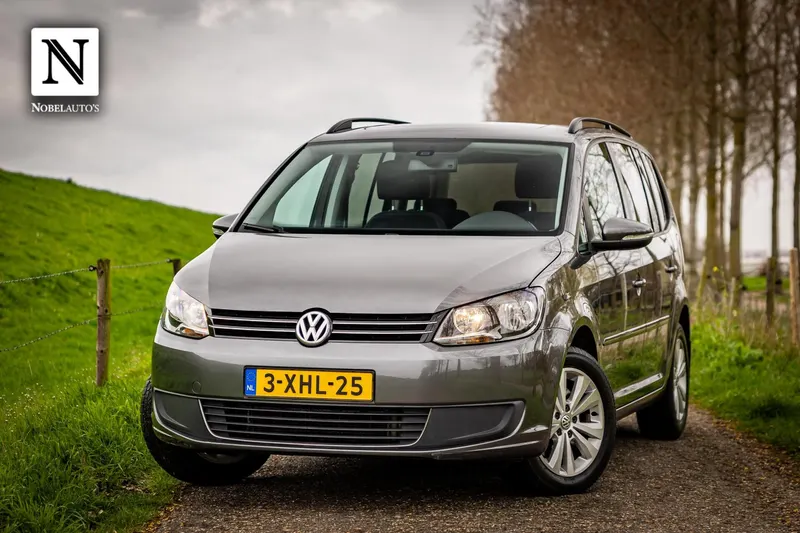 Volkswagen Touran (2014)
