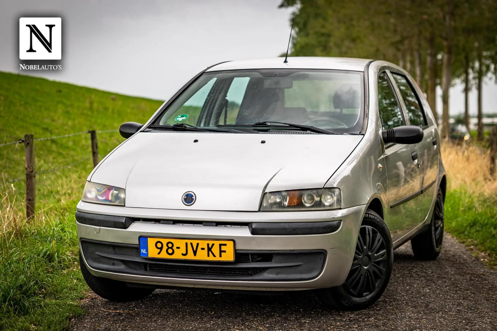 Fiat Punto (2002) — foto 1
