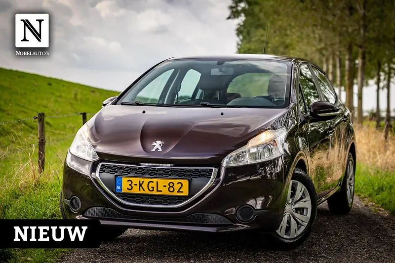 Peugeot 208 (2013)