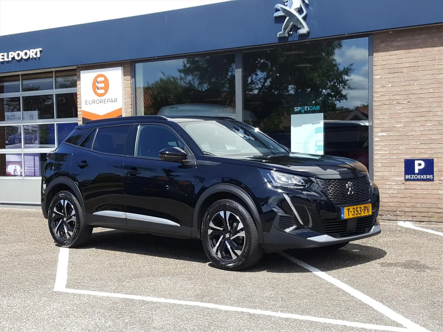 Peugeot 2008 (2023) — foto 1
