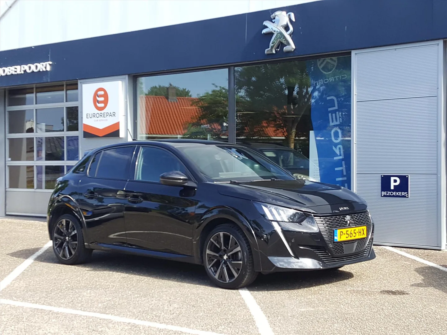 Peugeot 208 (2022) — foto 1