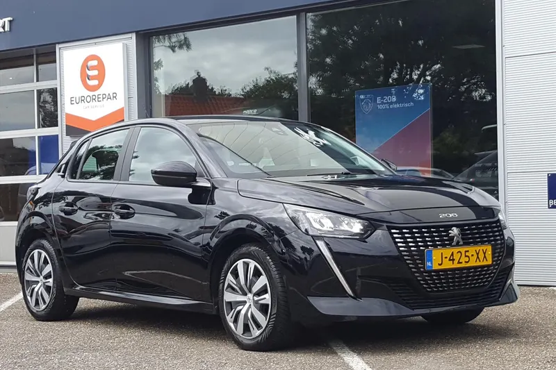 Peugeot 208 (2021)