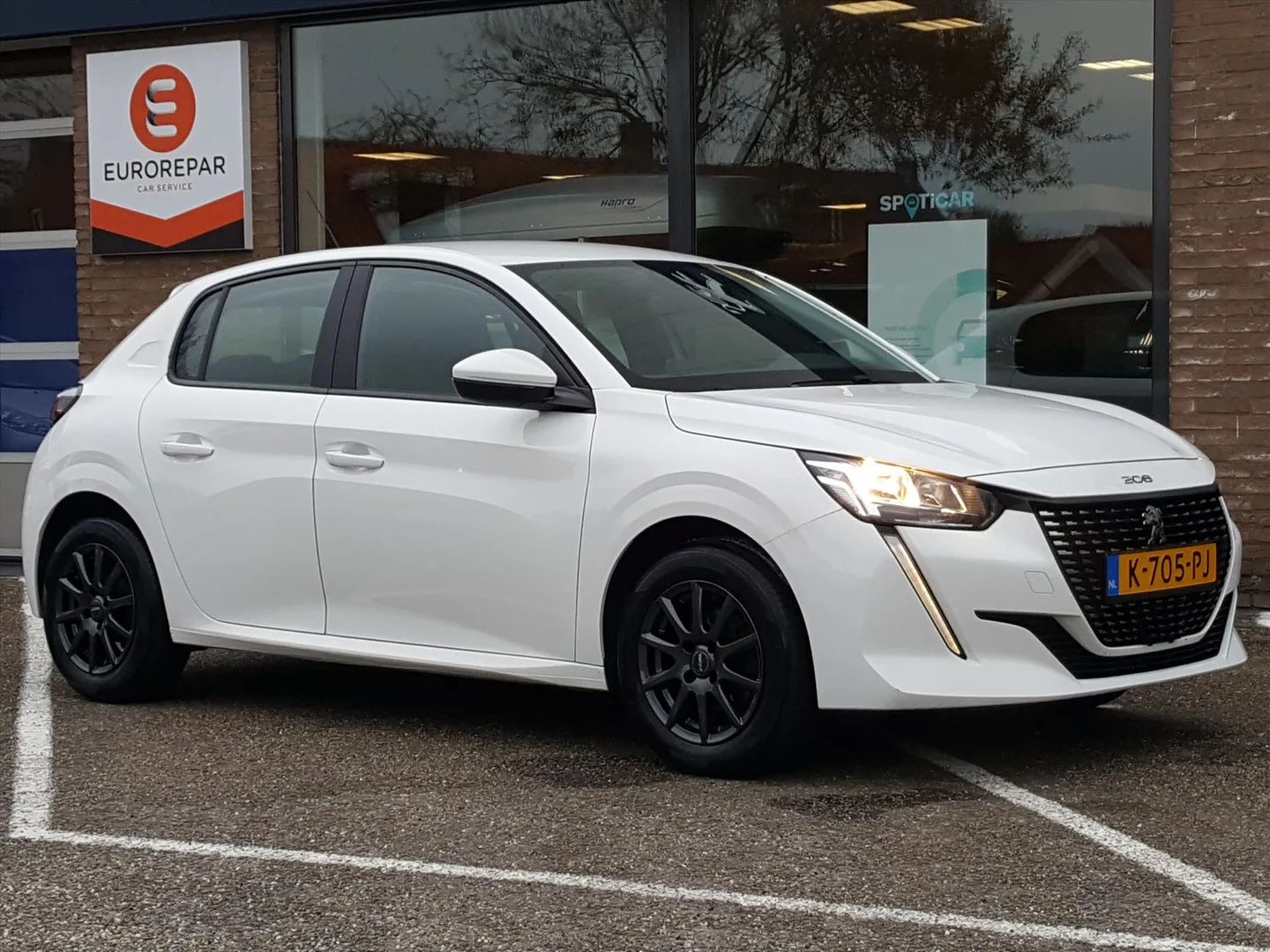 Peugeot 208 (2021) — foto 1