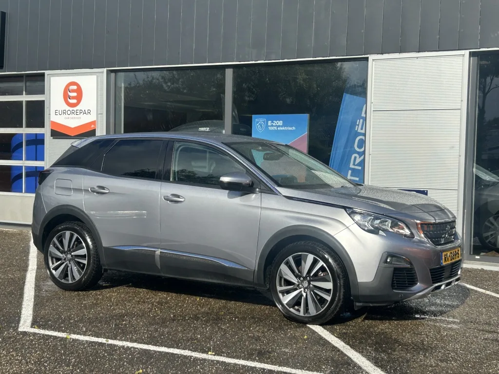 Peugeot 3008 (2018) — foto 1