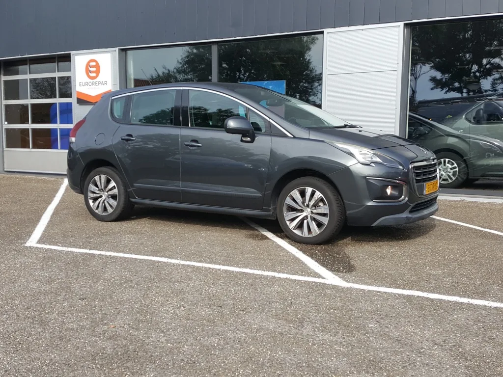 Peugeot 3008 (2014) — foto 1