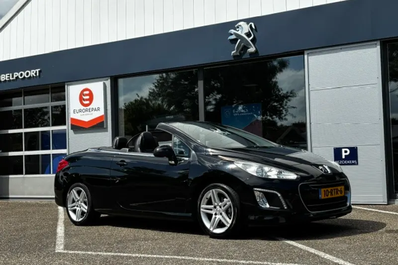 Peugeot 308 (2011)
