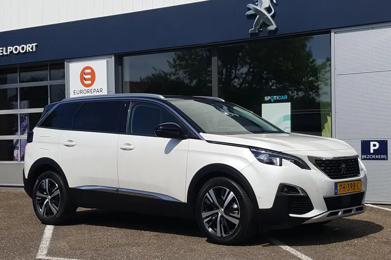 Peugeot 5008 (2017)