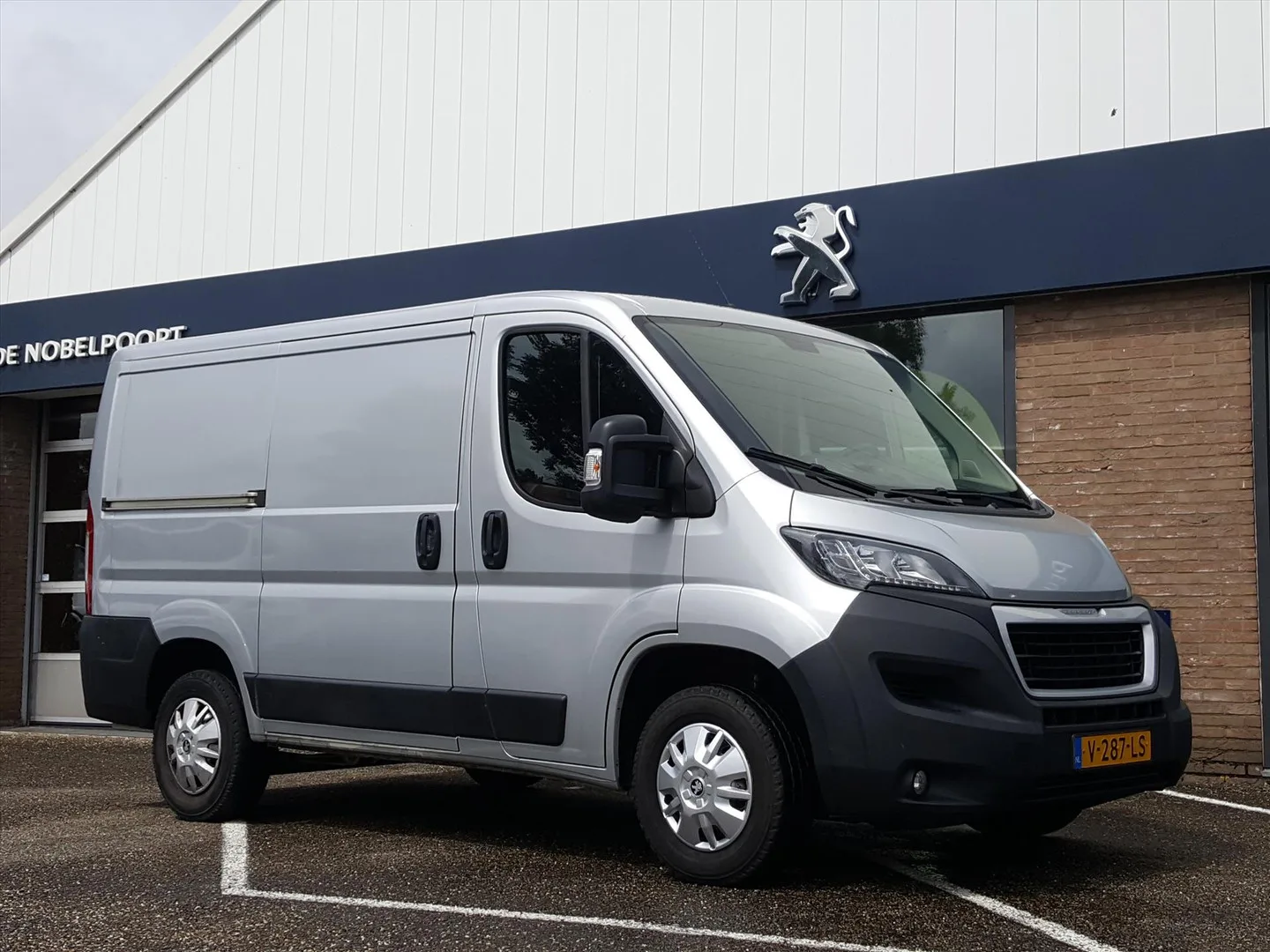 Peugeot Boxer (2018) — foto 1
