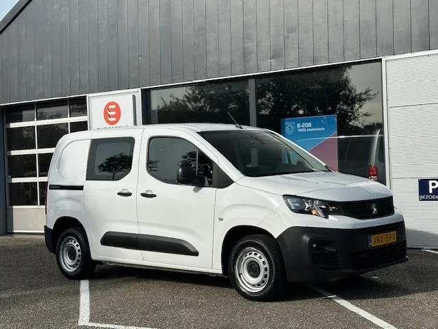 Peugeot Partner (2022) — foto 1