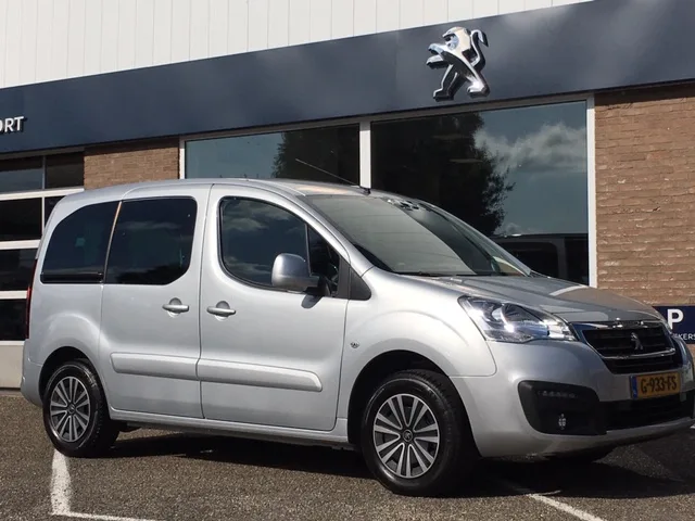 Peugeot Partner (2018) — foto 1