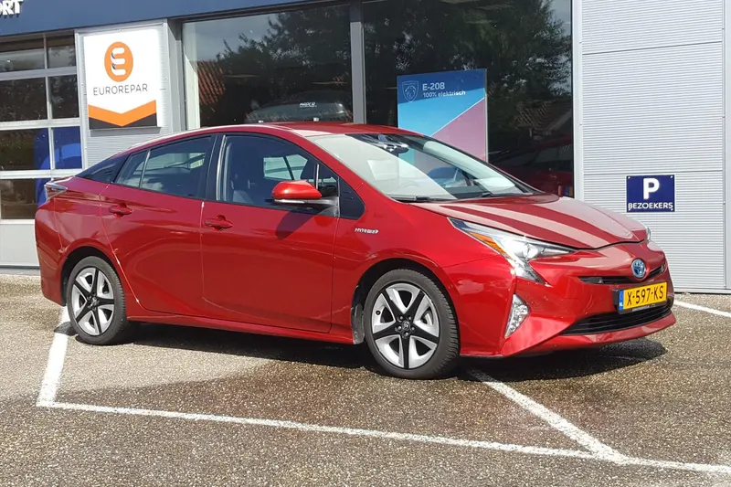 Toyota Prius (2018)