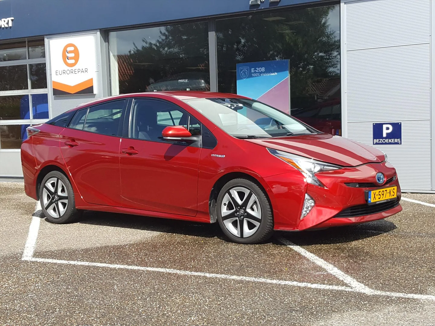 Toyota Prius (2018) — foto 1