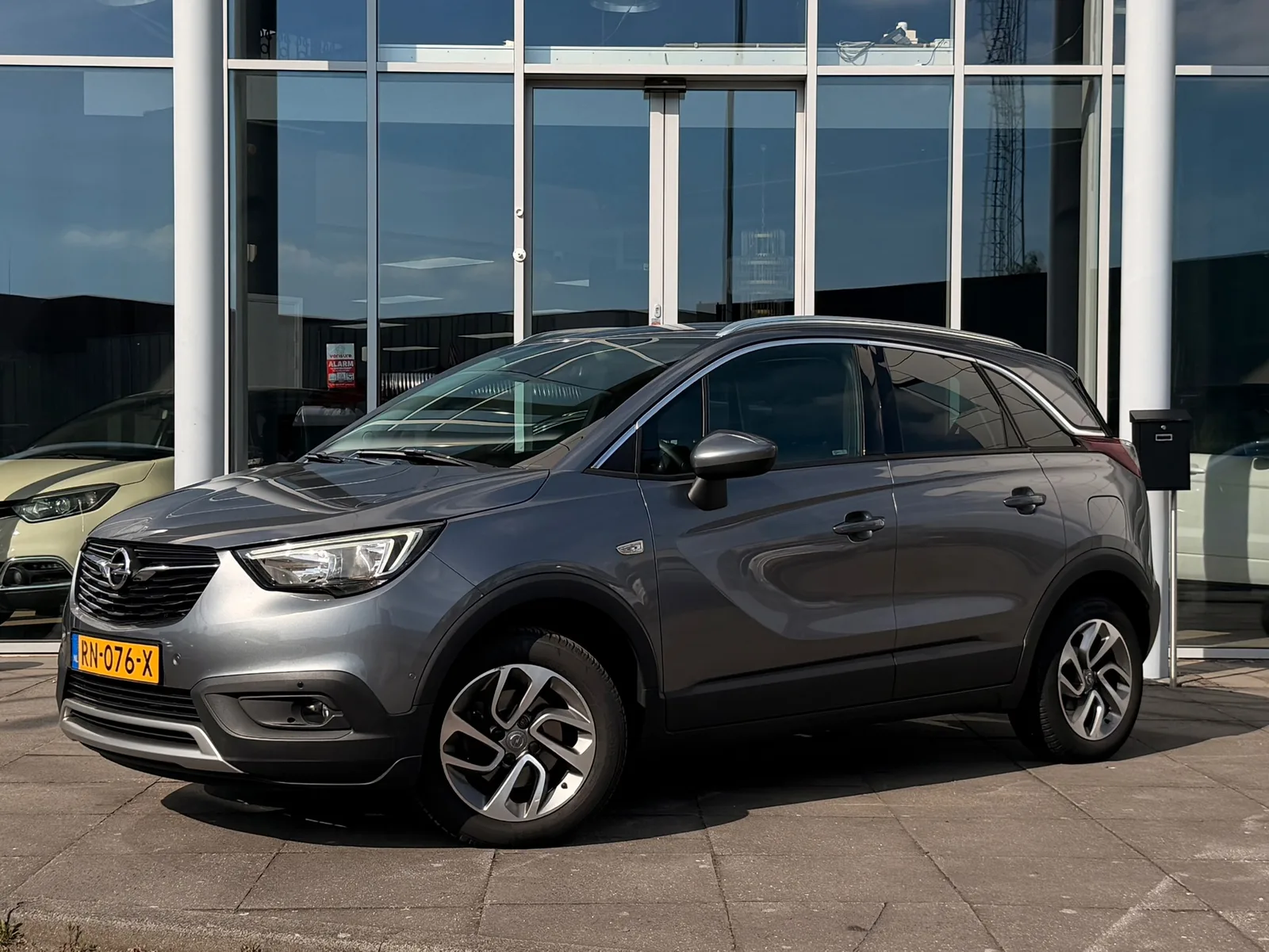 Opel Crossland X (2018) — foto 1