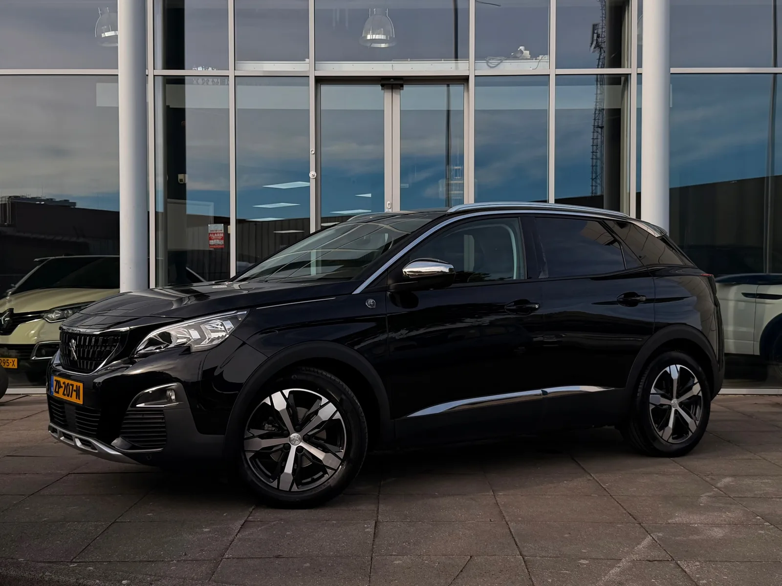 Peugeot 3008 (2019) — foto 1