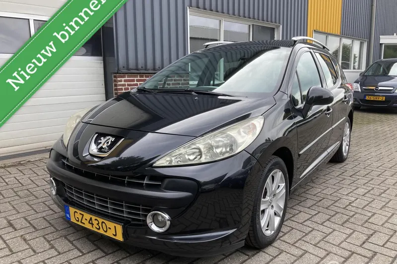 Peugeot 207 (2008)