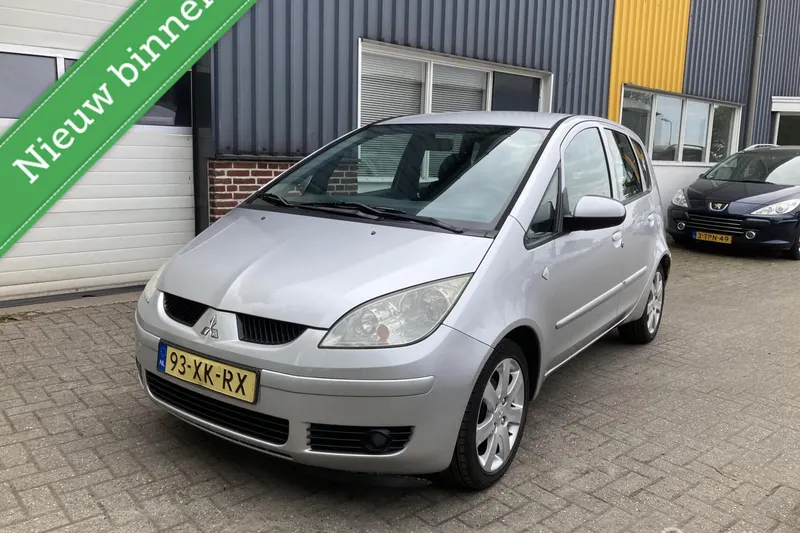 Mitsubishi Colt (2007)