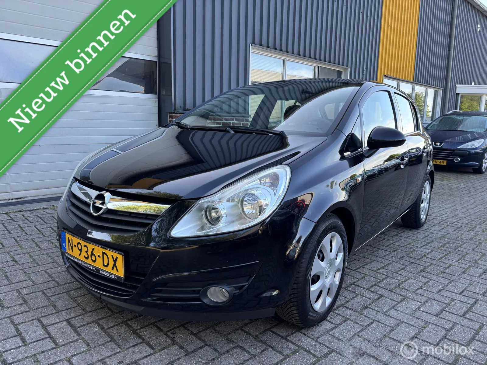 Opel Corsa (2009) — foto 1