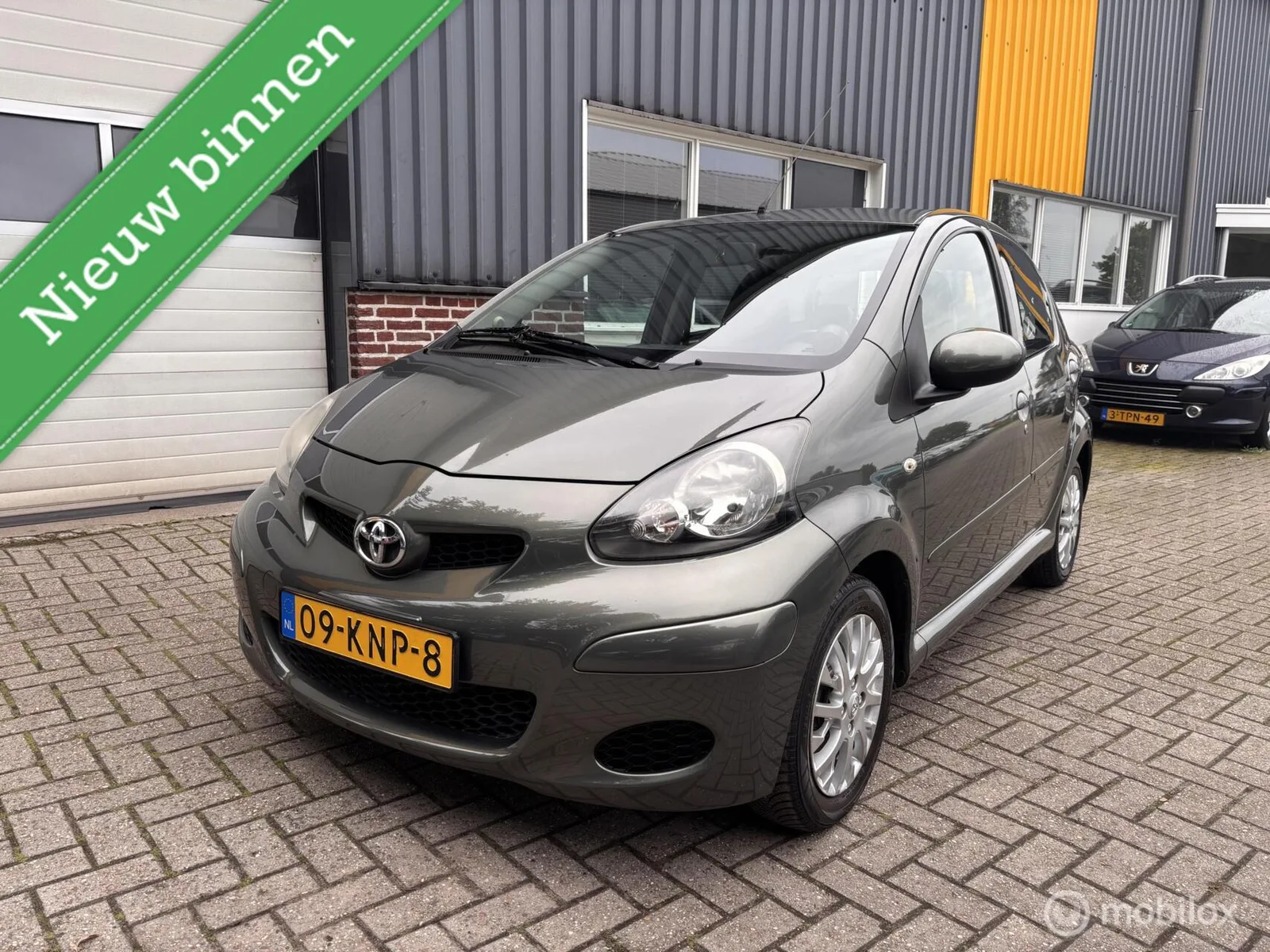 Toyota Aygo (2010) — foto 1