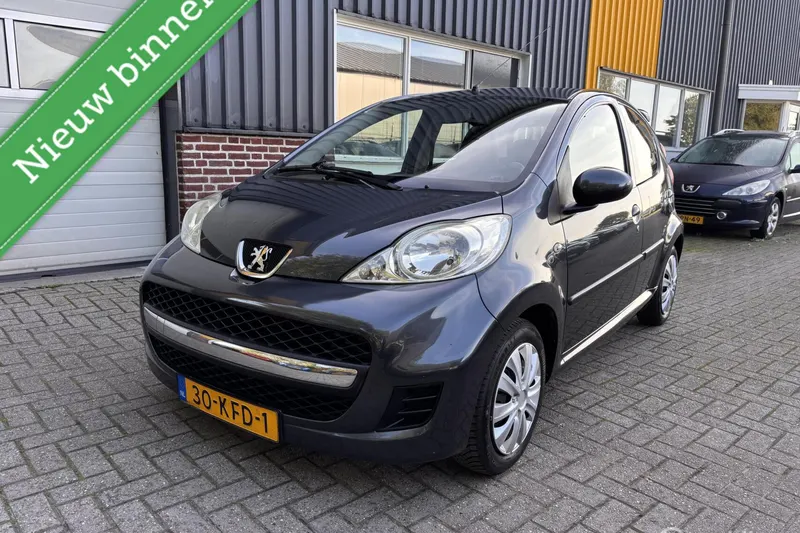 Peugeot 107 (2009)