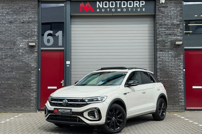 Volkswagen T-Roc (2023)