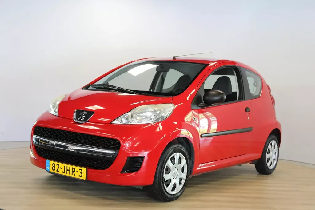 Peugeot 107 (2009) — foto 1