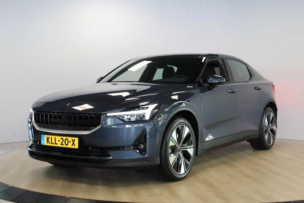 Polestar 2 (2023) — foto 1