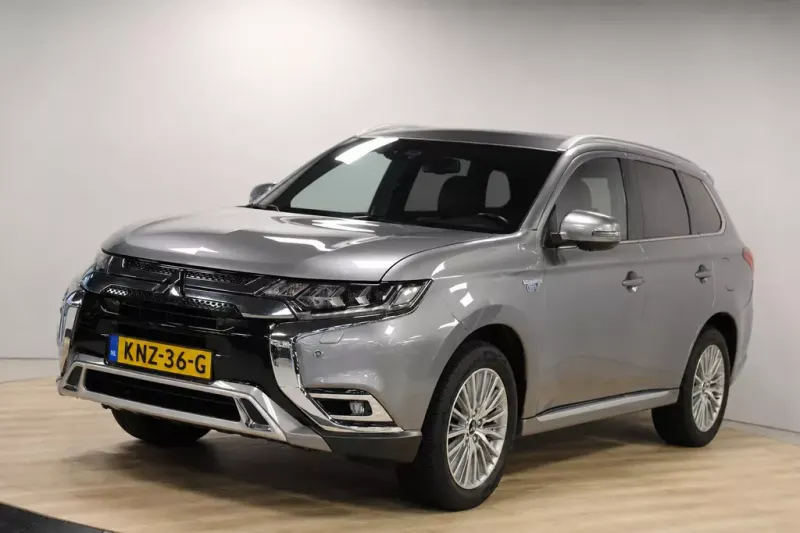 Mitsubishi Outlander (2021)