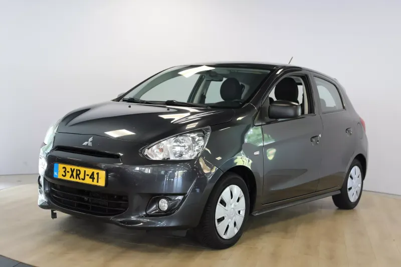 Mitsubishi Space Star (2014)
