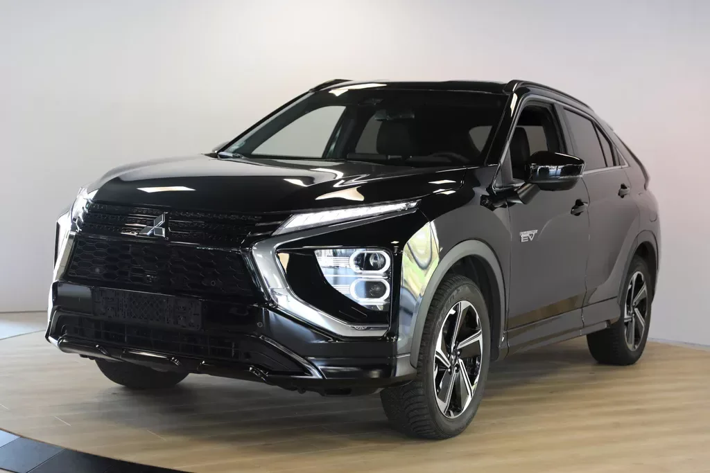 Mitsubishi Eclipse Cross (2022) — foto 1