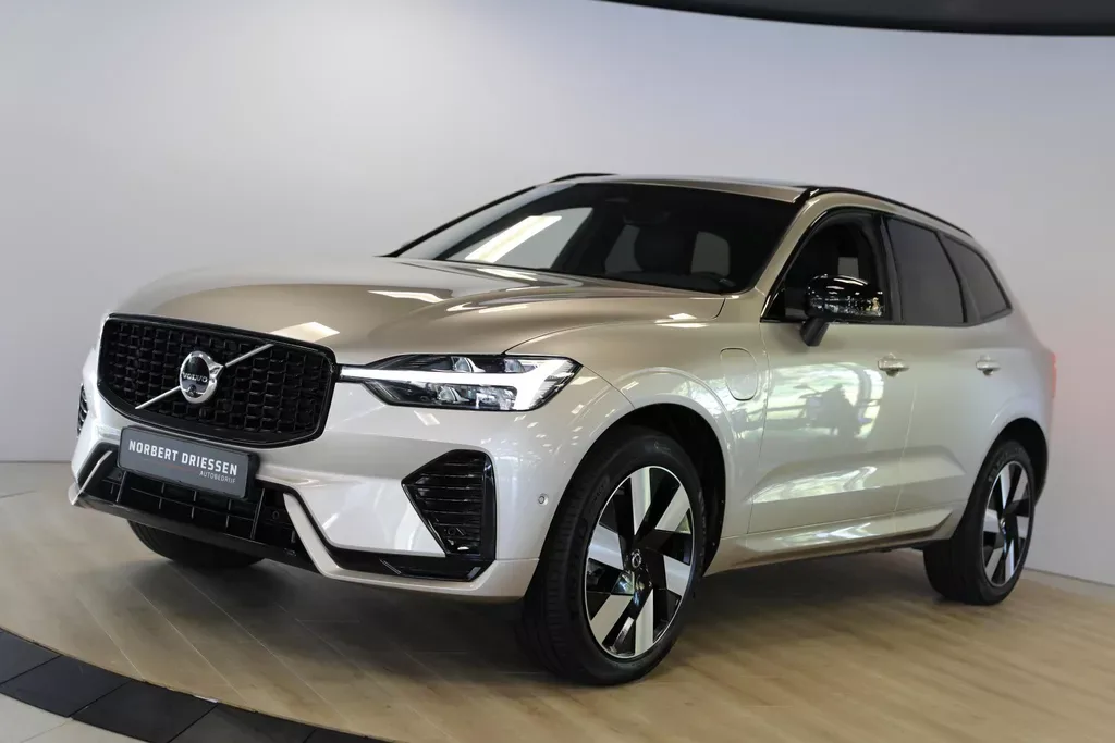 Volvo XC60 (2024) — foto 1