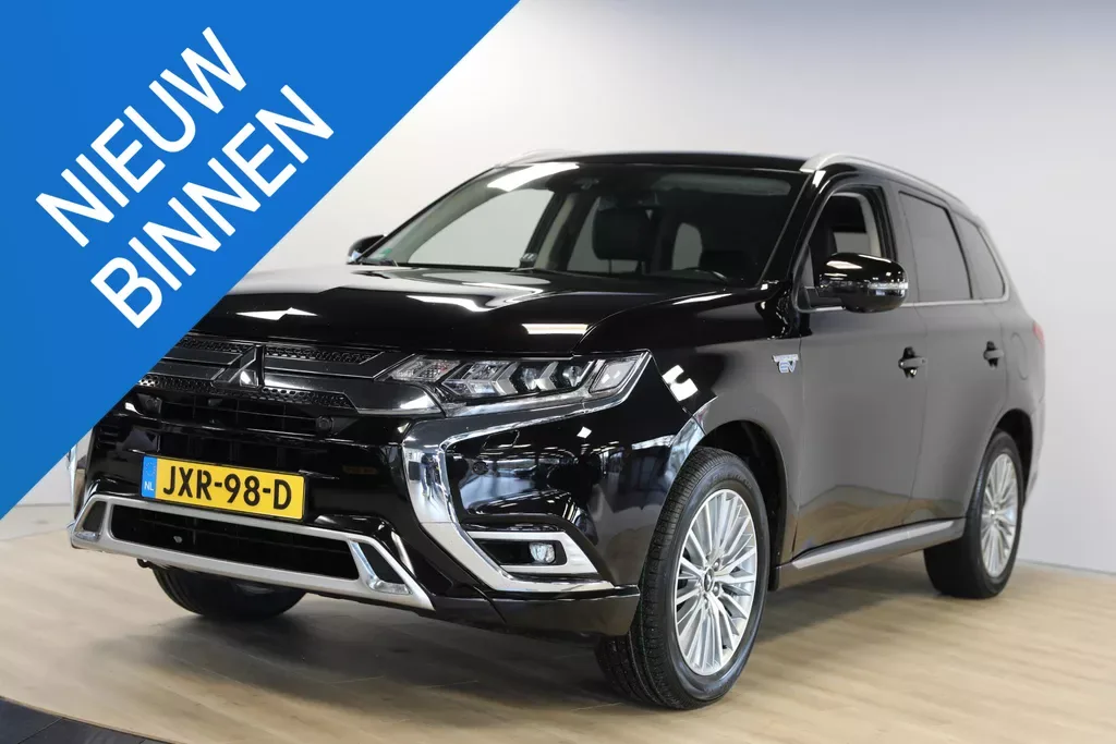 Mitsubishi Outlander (2020) — foto 1