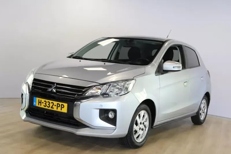 Mitsubishi Space (2020)