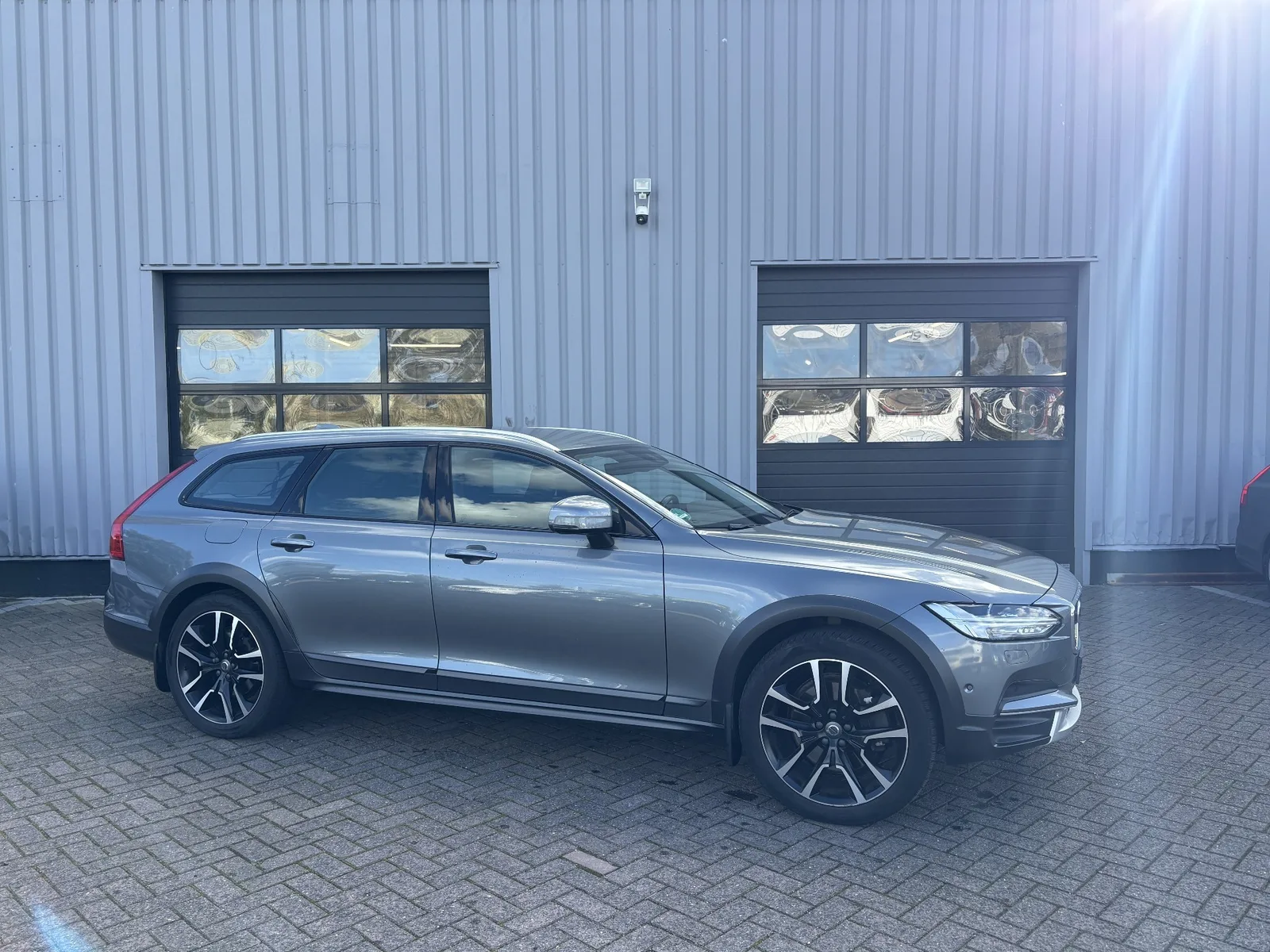 Volvo V90 (2018) — foto 1