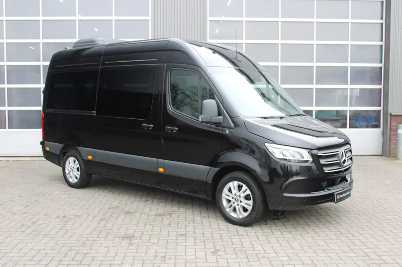 Mercedes-Benz Sprinter (2025)