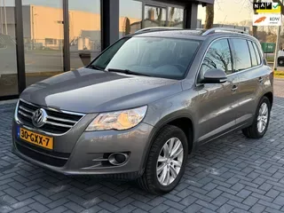 Volkswagen Tiguan (2008) — foto 1