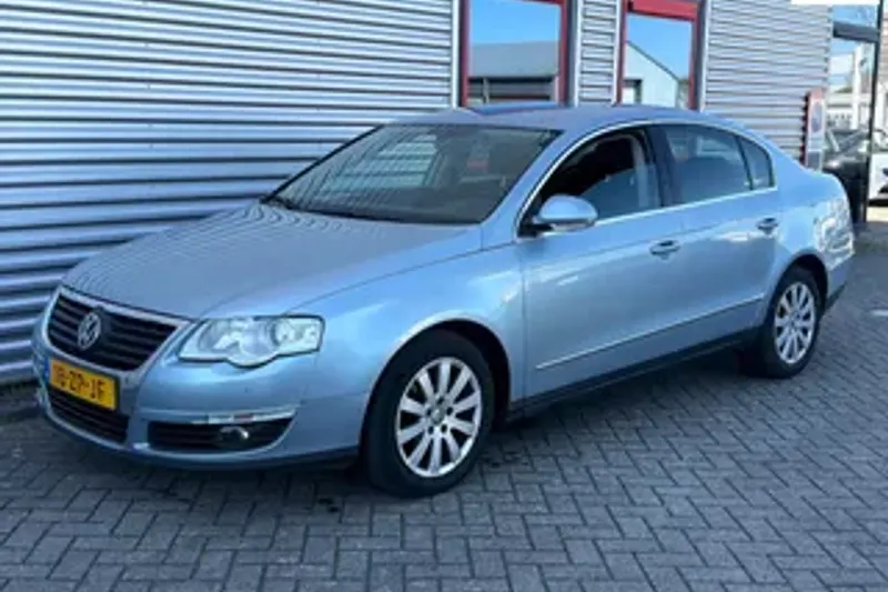Volkswagen Passat (2008)
