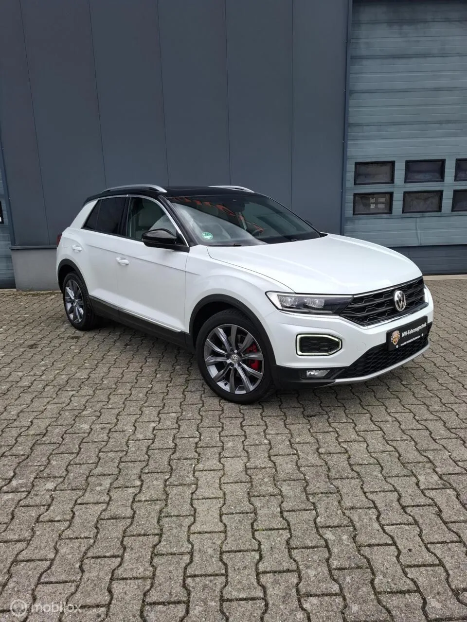 Volkswagen T-Roc (2019) — foto 1