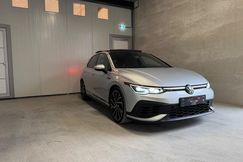 Volkswagen Golf (2021)